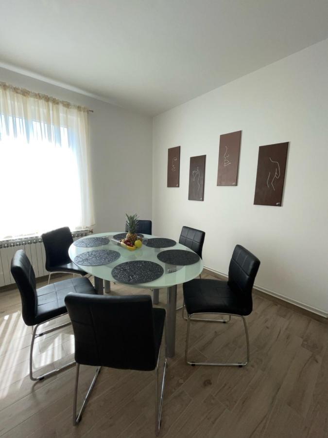 Apartman Varea Ližnjan Eksteriør bilde