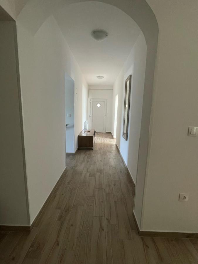 Apartman Varea Ližnjan Eksteriør bilde